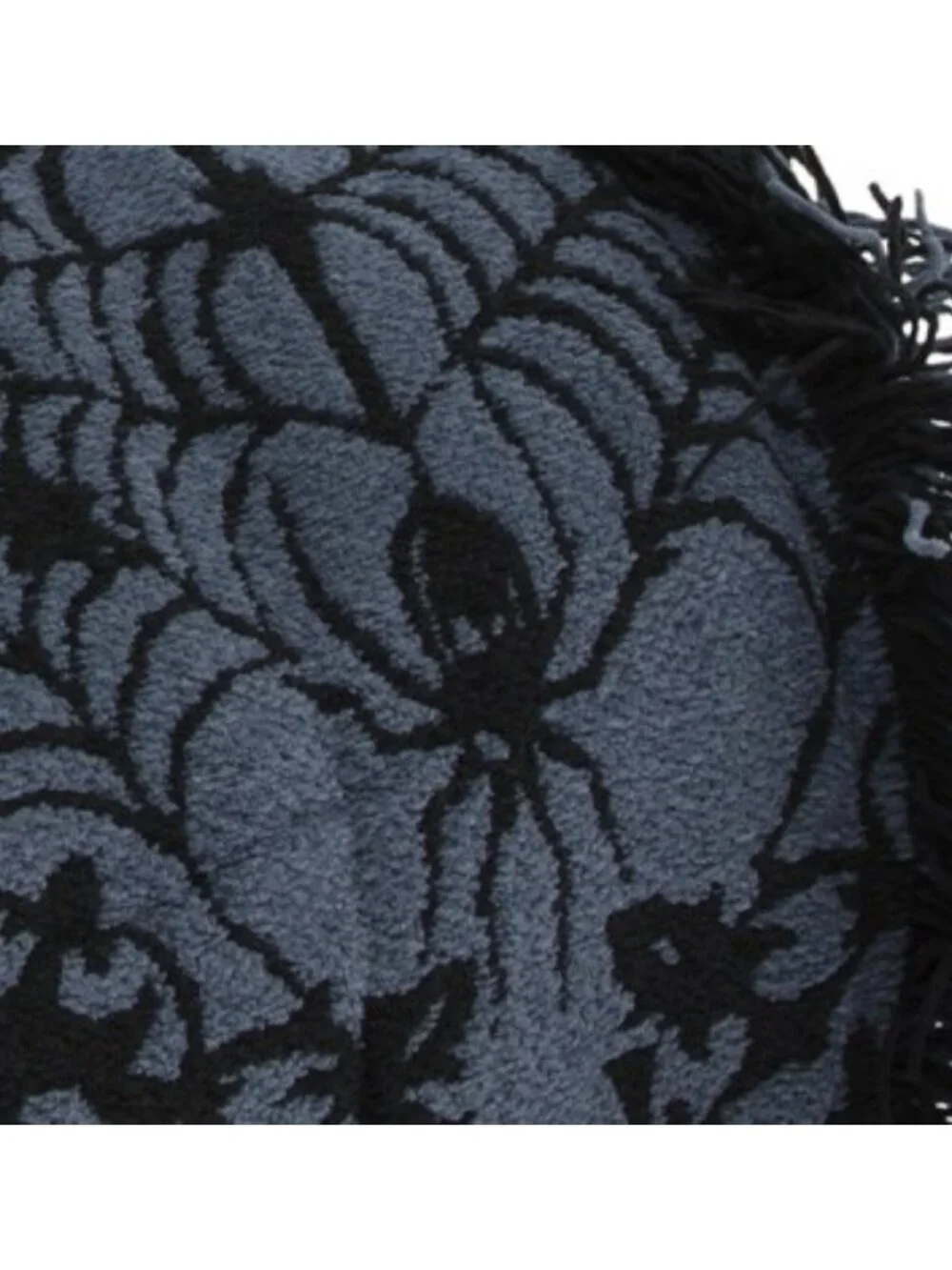 CYNTHIA ROWLEY Halloween Blanket - Picture 5 of 5